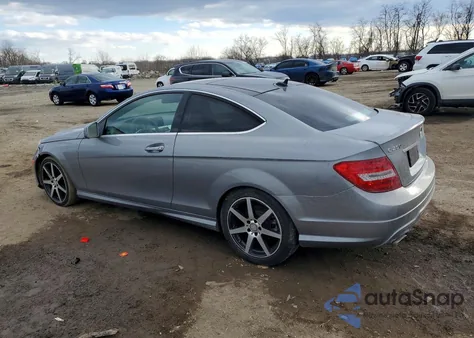 2015 Mercedes-Benz C 250 from USA, damaged, VIN WDDGJ4HB1FG358108
